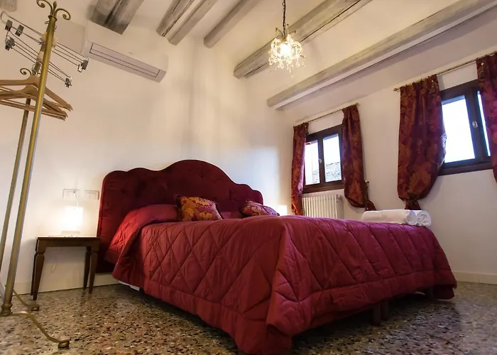 Ca\' Nal Apartments