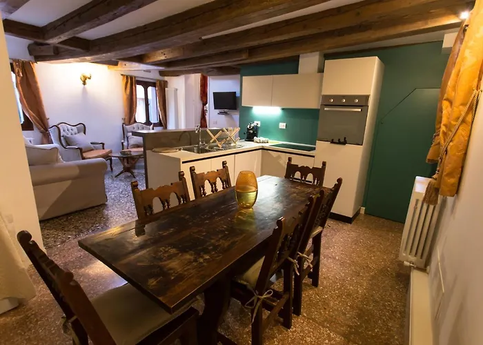 Ca\' Nal Apartments